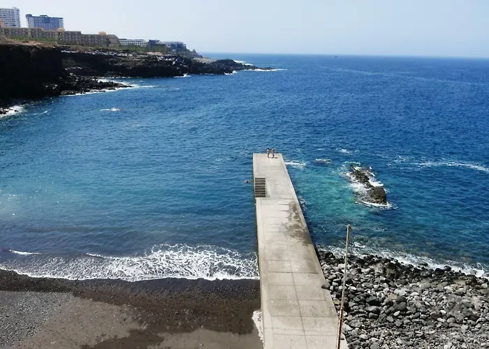 100 Meters From The Ocean * Callao Salvaje