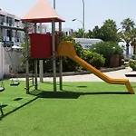 100 Meters From The Ocean Appartement *