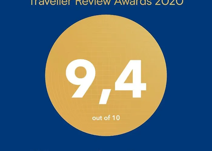 100 Meters From The Ocean شقة