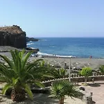 100 Meters From The Ocean Daire *