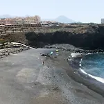 100 Meters From The Ocean Daire *