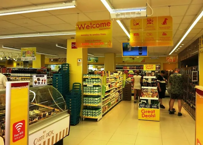 100 Meters From The Ocean קיאו סלבאחה